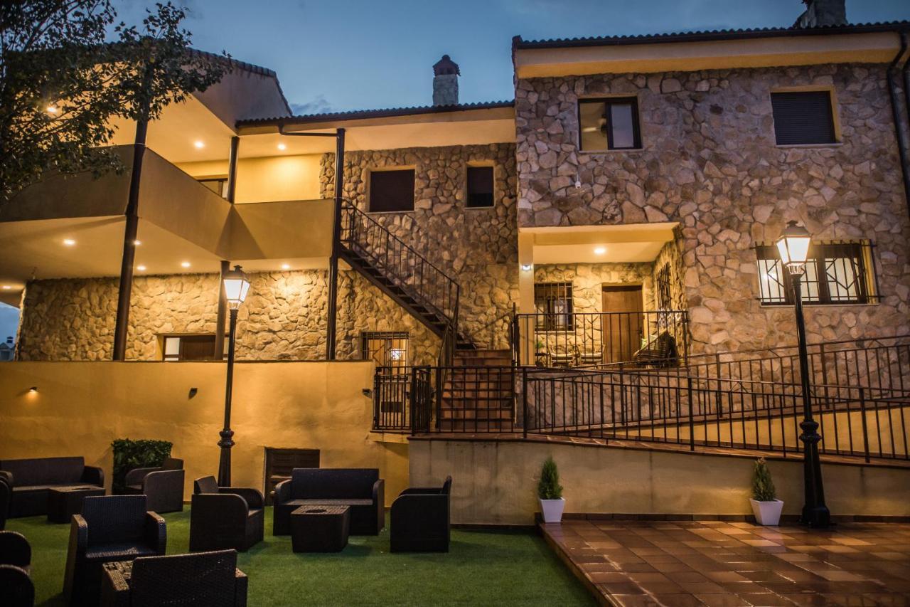 Вилла El Encanto Del Alberche Villanueva de Avila Экстерьер фото
